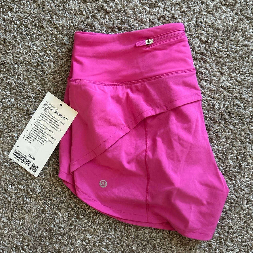NWT lululemon sonic pink speed up MR short 4” lined.